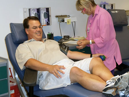 Supervisor Nelson at Hoag Hospital to donate blood.